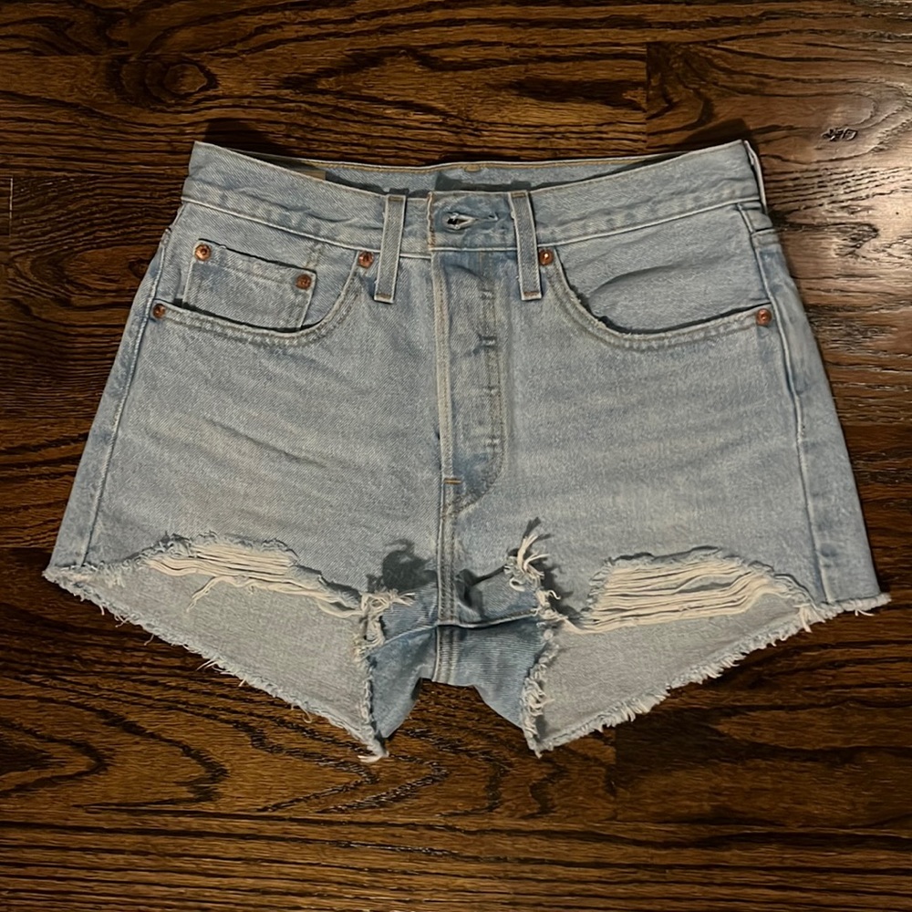 Women’s Levi 501 Denim Shorts